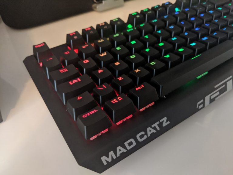 Mad Catz Strike 4 Обзор клавиатуры