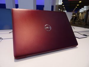 Dell Inspiron 15 5000 (5580) Обзор первого взгляда