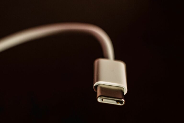 Лучшие кабели USB-C 2023 года: зарядные кабели Type-C, которые вернут к жизни ваши гаджеты
